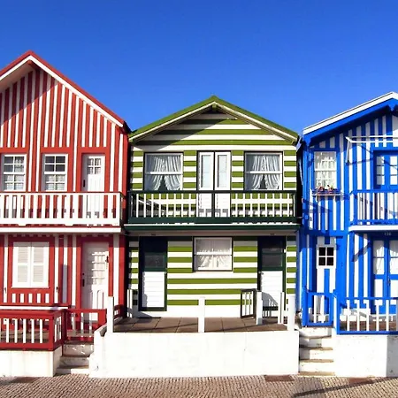 Casa Da Ponte Amarela Сasa de vacaciones *