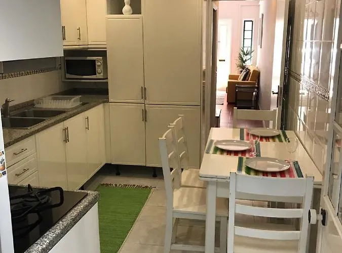 Casa Da Ponte Amarela Hébergement de vacances *