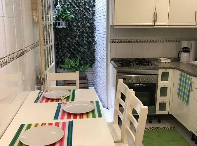 Casa Da Ponte Amarela Hébergement de vacances *